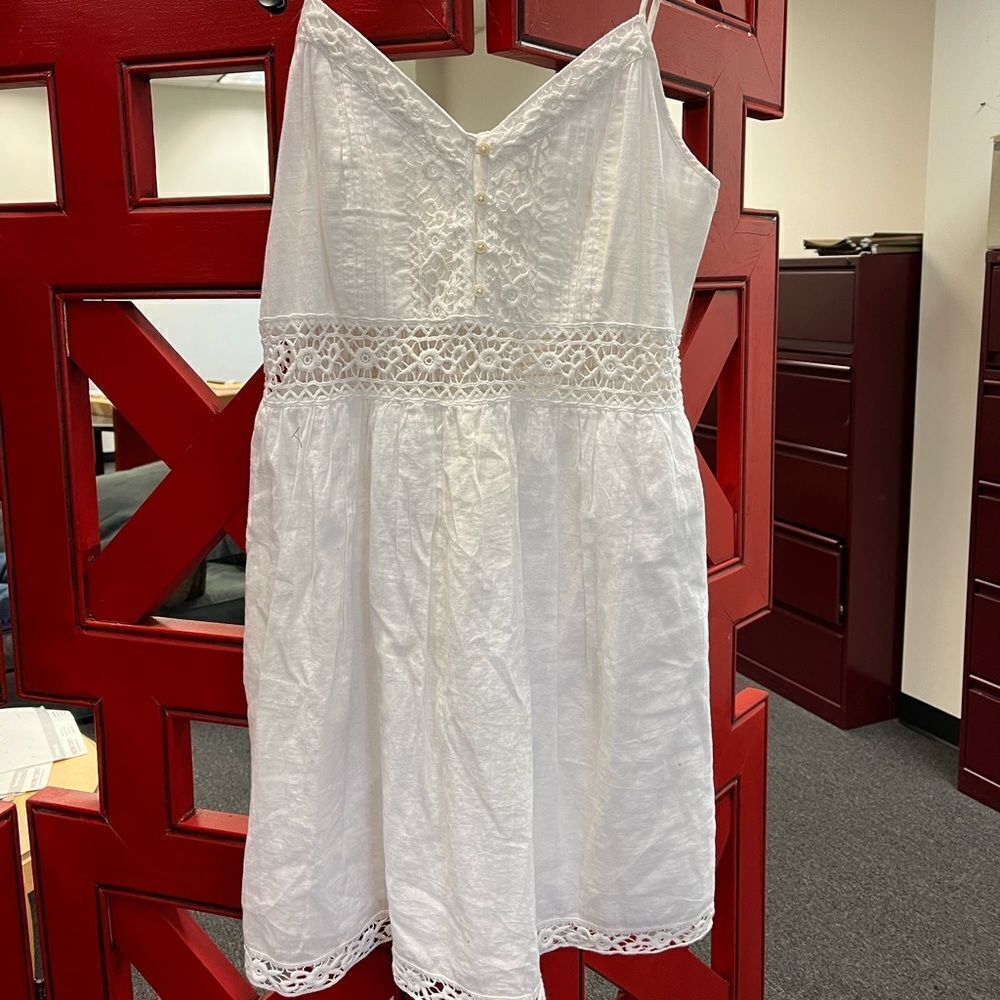 Abercrombie & Fitch White Smocked Lace Spaghetti Strap Sun Dress sz M EUC